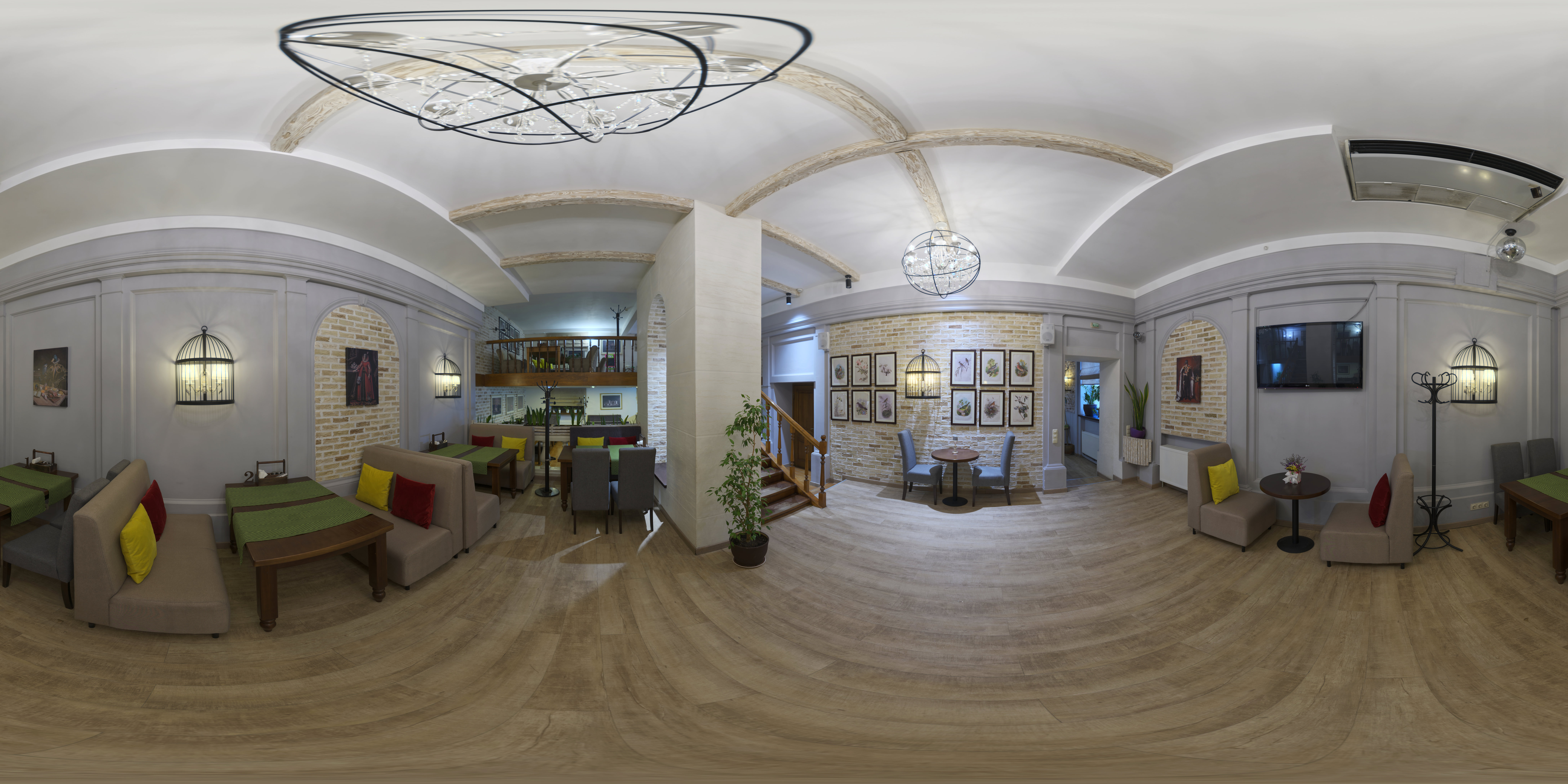 Equirectangular image of an empty cafe